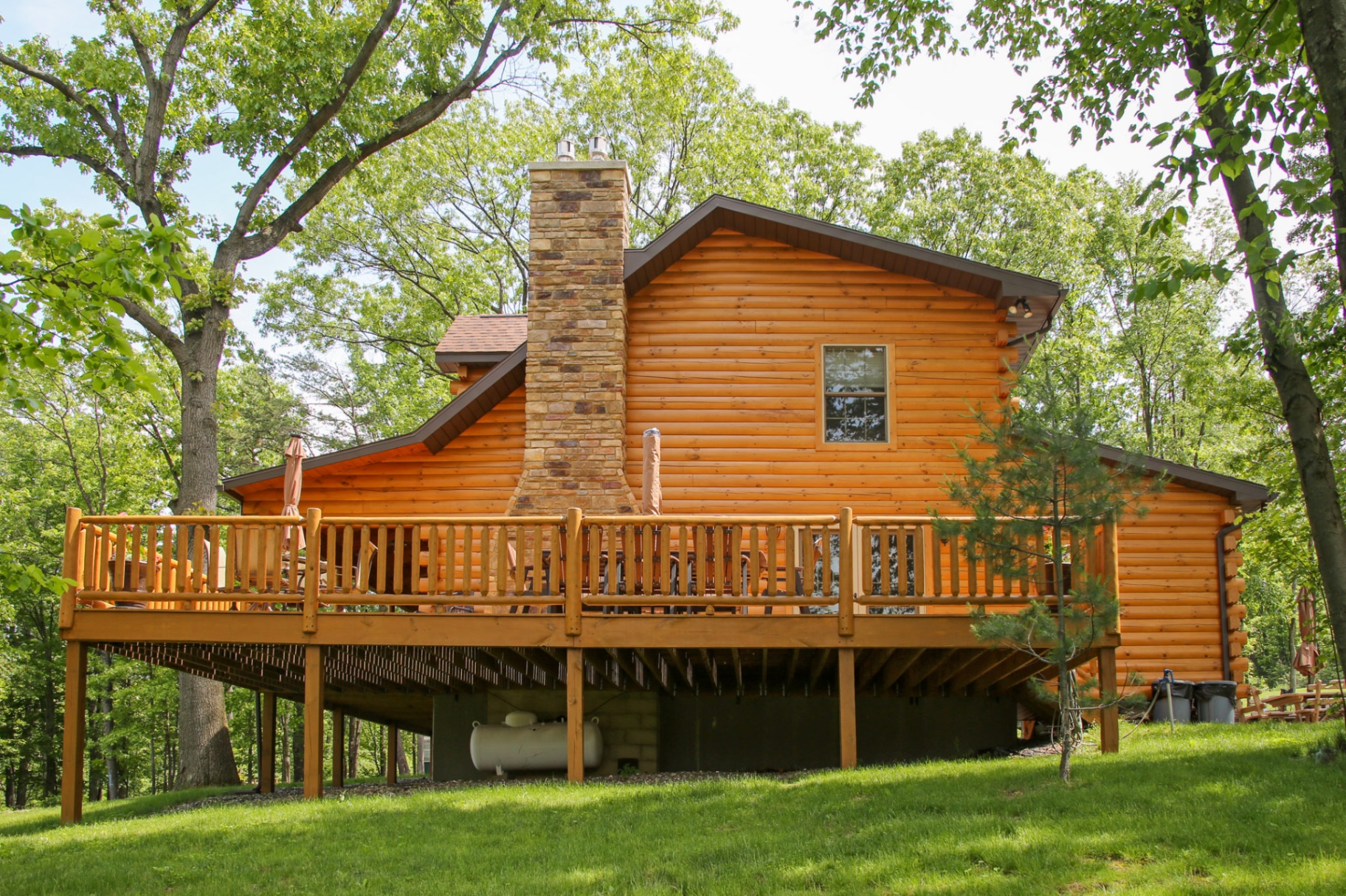 Shade Mountain II rear view with stone chimney and deck