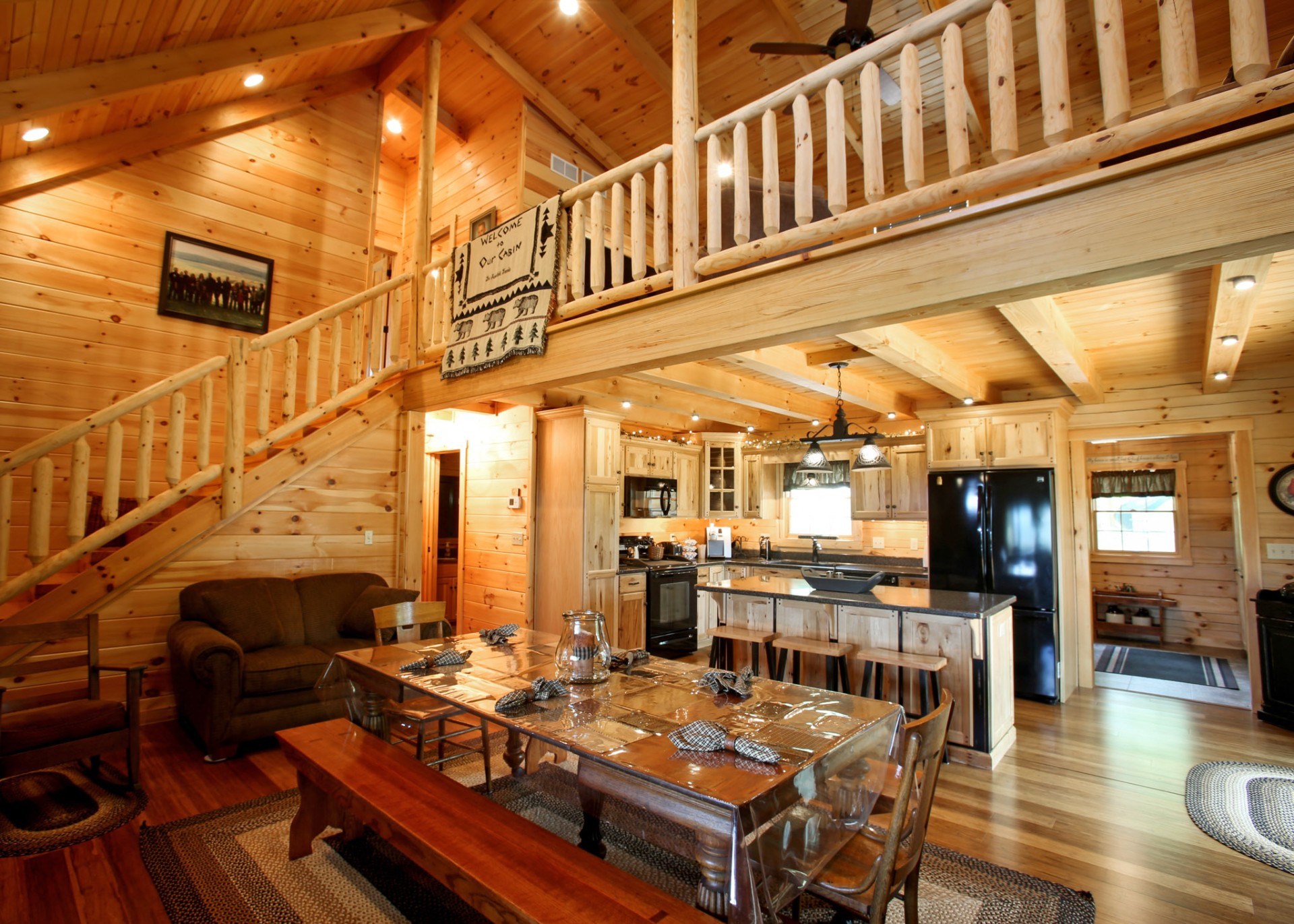 Shade Mountain II open dining and kitchen with loft